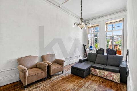 Prédio Residencial - Paranhos 