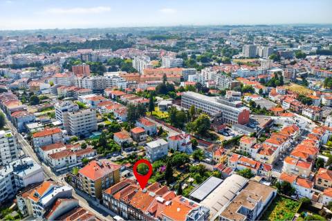 Prédio Residencial - Paranhos 