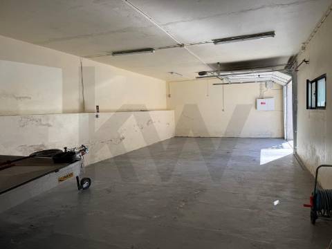 Estabelecimento Comercial – Braga (São José de São Lázaro e São João do Souto)