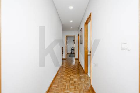 APARTAMENTO T3 PRAIA MINDELO