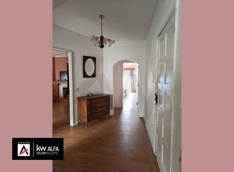 Apartamento T4 no centro da Póvoa de Varzim