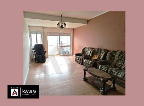 Apartamento T4 no centro da Póvoa de Varzim