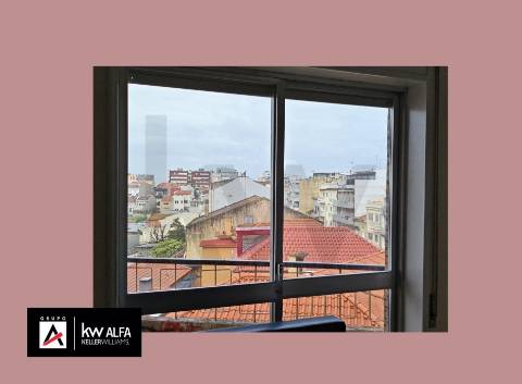 Apartamento T4 no centro da Póvoa de Varzim