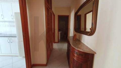 🌟 Apartamento T1 Mobilado em Frente ao El Corte Inglés – Vila Nova de Gaia 🌟