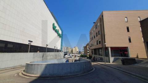 🌟 Apartamento T1 Mobilado em Frente ao El Corte Inglés – Vila Nova de Gaia 🌟