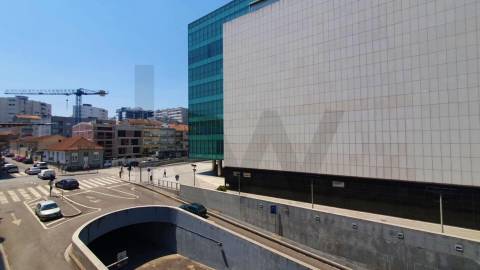 🌟 Apartamento T1 Mobilado em Frente ao El Corte Inglés – Vila Nova de Gaia 🌟