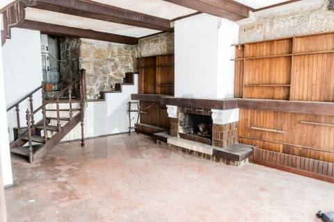 Oportunidade Rara no Coração Histórico de GuimarãesPara reabilitação e valorização imediata