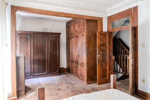 Oportunidade Rara no Coração Histórico de GuimarãesPara reabilitação e valorização imediata