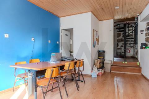 Oportunidade Rara no Coração Histórico de GuimarãesPara reabilitação e valorização imediata