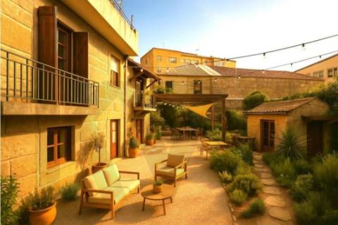 INVESTIMENTO ARU | Prédio Histórico em Guimarães. COMPRE COM ISENÇÃO TOTAL DE IMT e IVA a 6%.