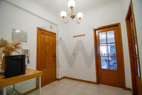 Apartamento T3 com suite em Lamaçães