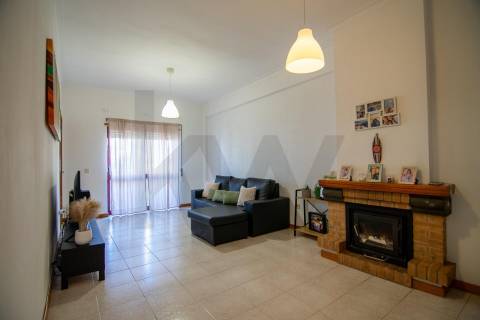 Apartamento T3 com suite em Lamaçães