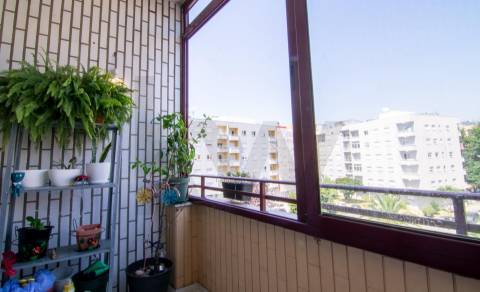 Apartamento T3 com suite em Lamaçães