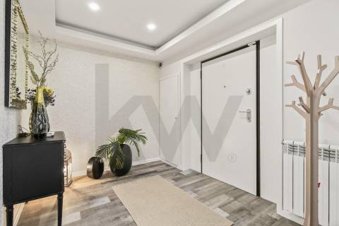 Moradia T4 com piscina a 240m Praia de Canidelo