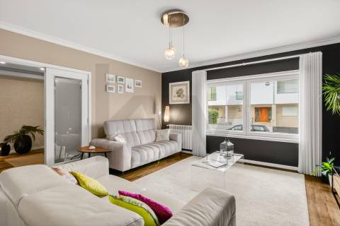 Moradia T4 com piscina a 240m Praia de Canidelo