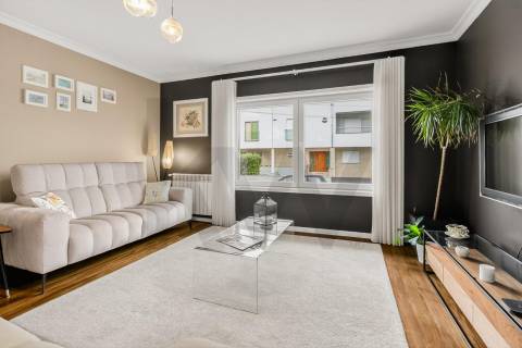 Moradia T4 com piscina a 240m Praia de Canidelo