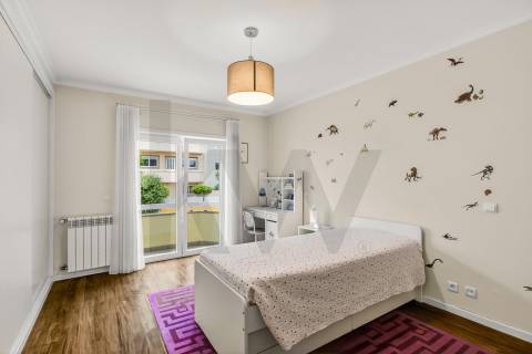 Moradia T4 com piscina a 240m Praia de Canidelo