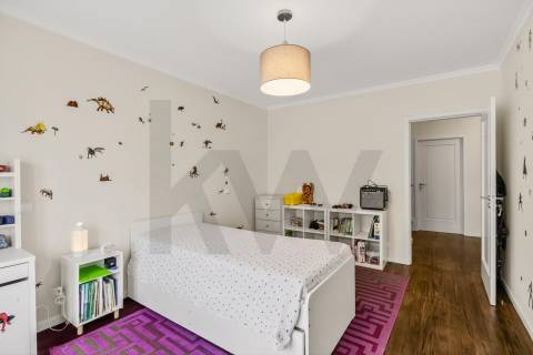 Moradia T4 com piscina a 240m Praia de Canidelo