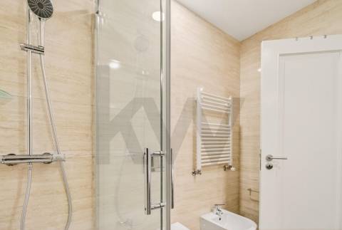 Moradia T4 com piscina a 240m Praia de Canidelo