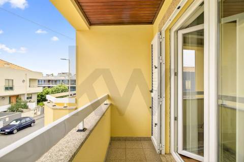 Moradia T4 com piscina a 240m Praia de Canidelo