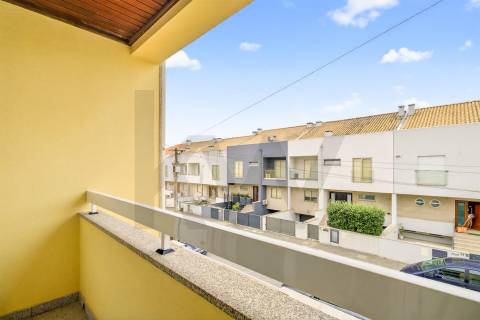 Moradia T4 com piscina a 240m Praia de Canidelo