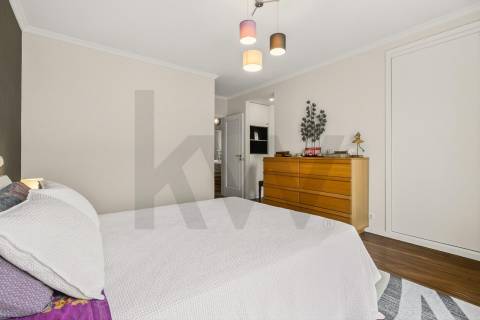 Moradia T4 com piscina a 240m Praia de Canidelo