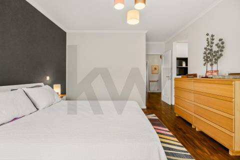 Moradia T4 com piscina a 240m Praia de Canidelo