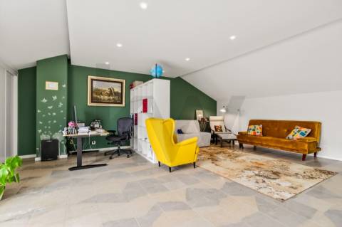 Moradia T4 com piscina a 240m Praia de Canidelo