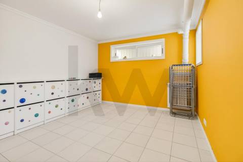 Moradia T4 com piscina a 240m Praia de Canidelo