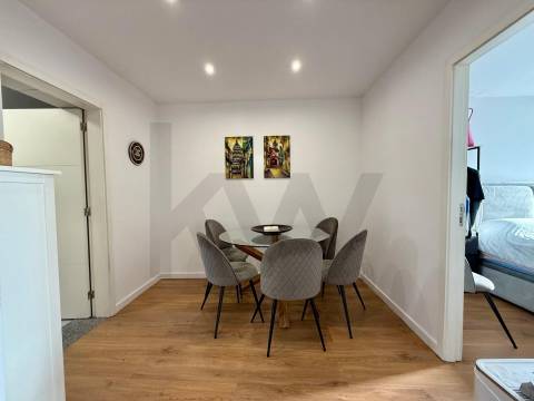 Moradia com 2 pisos em Águas Santas junto ao Parque Urbano de Moutidos 