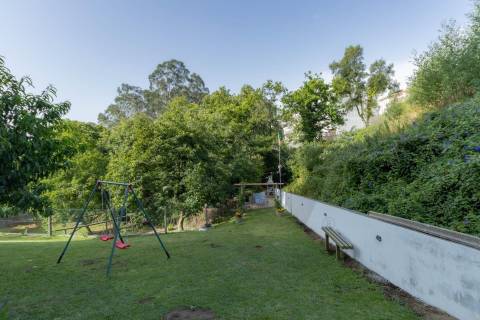 T2 com Garagem e Varandas, Cozinha Equipada – Sever de Vouga