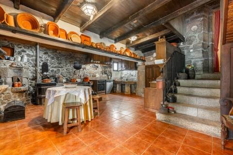 Propriedade histórica "Casa da Ponte", em Arcos de Valdevez