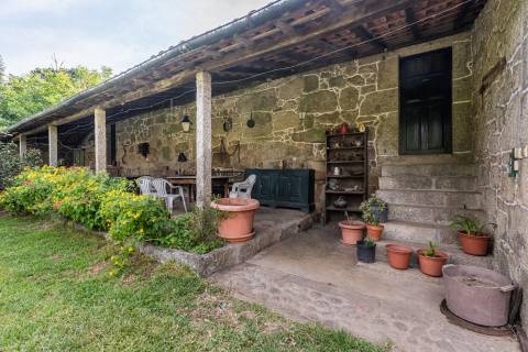 Propriedade histórica "Casa da Ponte", em Arcos de Valdevez