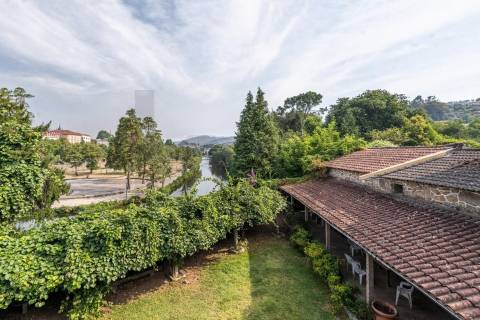 Propriedade histórica "Casa da Ponte", em Arcos de Valdevez