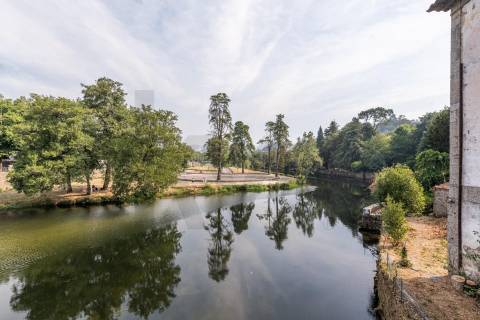 Propriedade histórica "Casa da Ponte", em Arcos de Valdevez