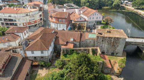 Propriedade histórica "Casa da Ponte", em Arcos de Valdevez