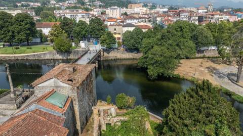 Propriedade histórica "Casa da Ponte", em Arcos de Valdevez
