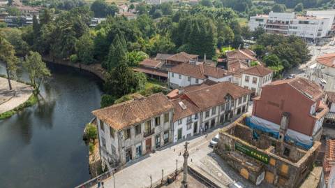 Propriedade histórica "Casa da Ponte", em Arcos de Valdevez