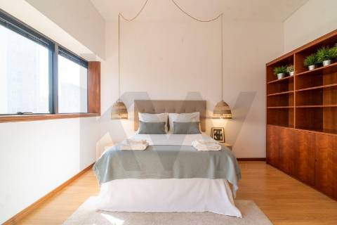 Apartamento T0 Remodelado com licença AL – Pronto a Rentabilizar no Centro do Porto