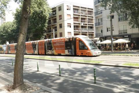 FANTÁSTICA LOJA, a poucos metros da Avenida da República