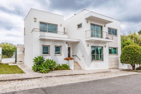 FANTÁSTICA MORADIA T4 - CALDAS DA RAÍNHA