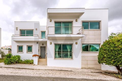 FANTÁSTICA MORADIA T4 - CALDAS DA RAÍNHA