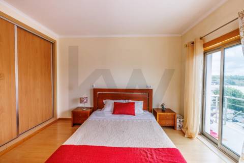 FANTÁSTICA MORADIA T4 - CALDAS DA RAÍNHA