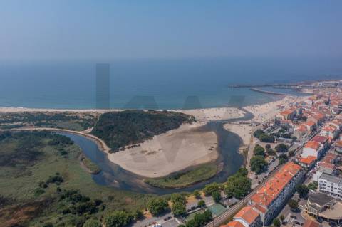 Moradia T3+T1 em Vila Praia de Âncora