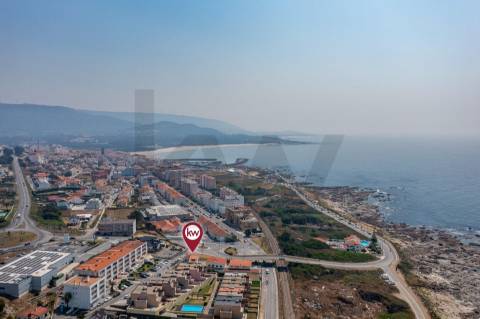 Moradia T3+T1 em Vila Praia de Âncora