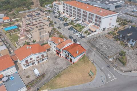 Moradia T3+T1 em Vila Praia de Âncora