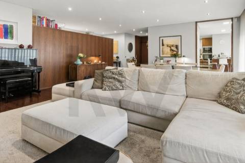 ✨ Luxo Moderno & Centralidade - T3 Exclusivo Boavista🏡