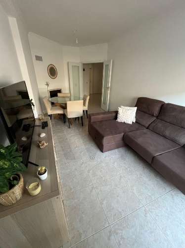 Apartamento T2 em Canelas, Vila Nova de Gaia – Terraço, Garagem e Excelente Localização