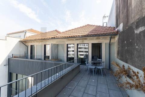 Investimento único: 11 apartamentos no centro histórico do Porto