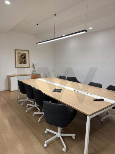 Pavilhão Industrial para Venda em Guifões - 1.744 m2